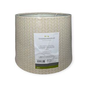 NWT Threshold Tan & White Sour Cream Chevron Lamp Shade